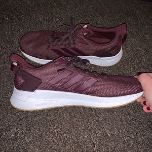 Adidas Questar Ride shoes (Women’s size 9.5)